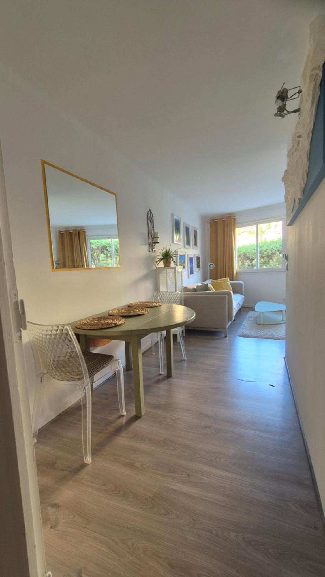 Appartement Rose à Le Lavandou Extérieur photo